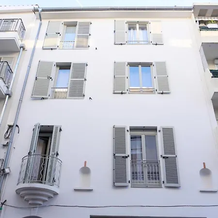 Apartment Proche Carlton & Croisette, Appartement 401 - Palmazur Vacances